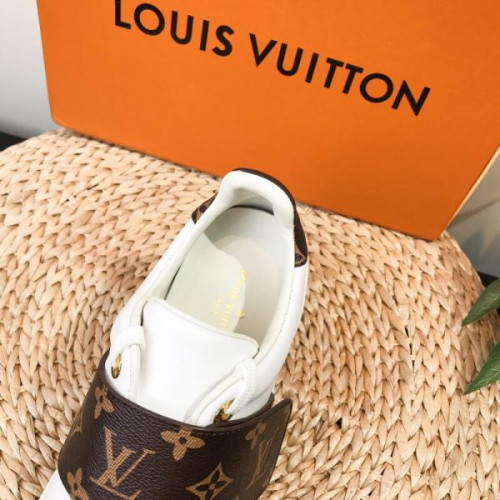 l0*is-V*t0n-shoes-154-2-5-5-8-4
