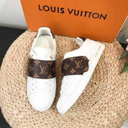 l0*is-V*t0n-shoes-154-2-5-5-8-4