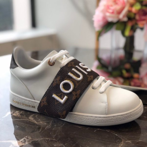 l0*is-V*t0n-shoes-154-2-5-5