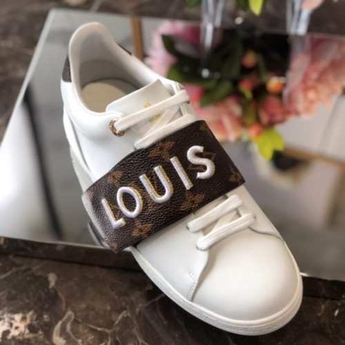 l0*is-V*t0n-shoes-154-2-5-5
