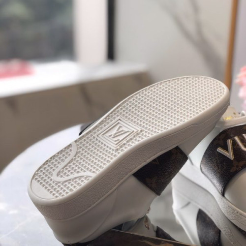 l0*is-V*t0n-shoes-154-2-5-5