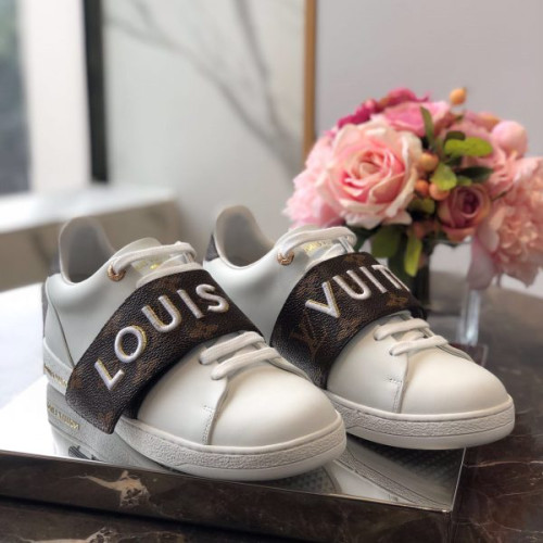 l0*is-V*t0n-shoes-154-2-5-5