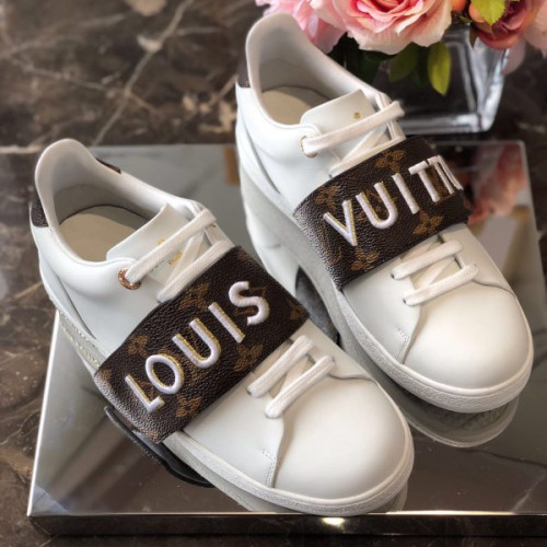 l0*is-V*t0n-shoes-154-2-5-5