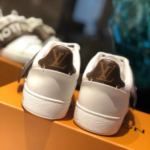 l0*is-V*t0n-shoes-49