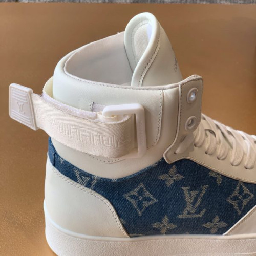 l0*is-V*t0n-shoes-5-6-7-2-3-6-4-3-2-2