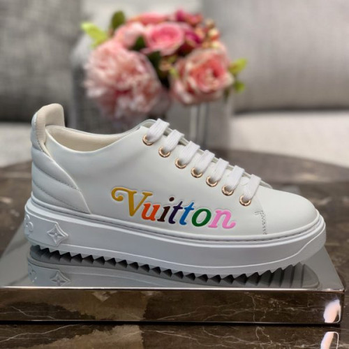 l0*is-V*t0n-shoes-5-6-7-2-3-6-4-3-2-5