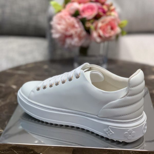 l0*is-V*t0n-shoes-5-6-7-2-3-6-4-3-2-5