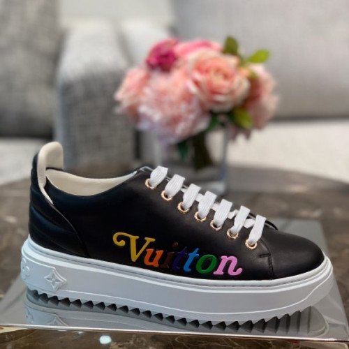 l0*is-V*t0n-shoes-5-6-7-2-3-6-4-3-2-6