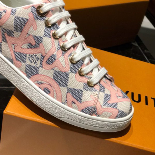 l0*is-V*t0n-shoes-53