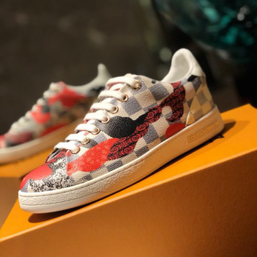 l0*is-V*t0n-shoes-54