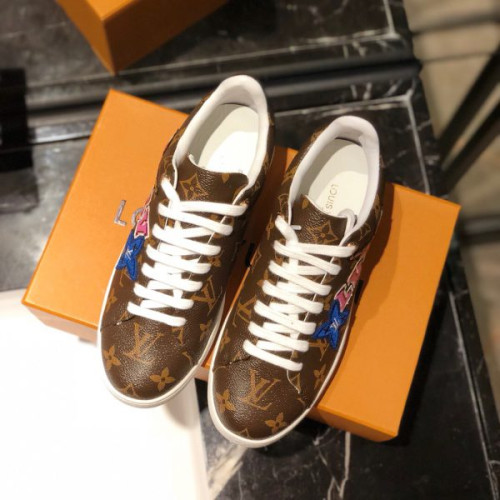 l0*is-V*t0n-shoes-56