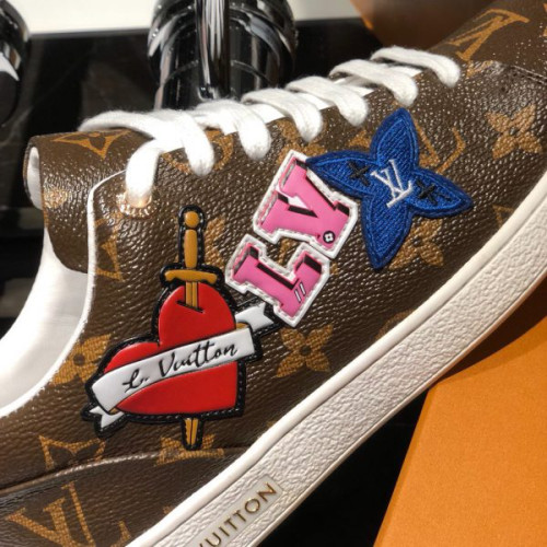 l0*is-V*t0n-shoes-56