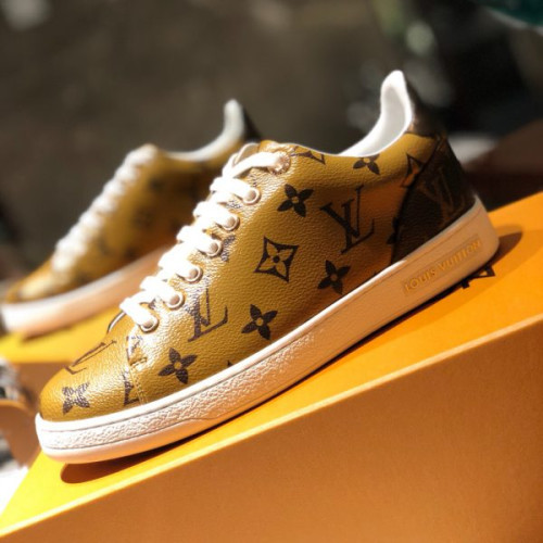 l0*is-V*t0n-shoes-57
