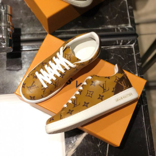 l0*is-V*t0n-shoes-57