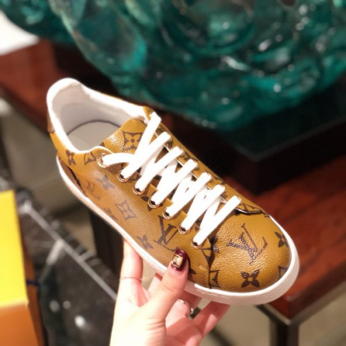 l0*is-V*t0n-shoes-57
