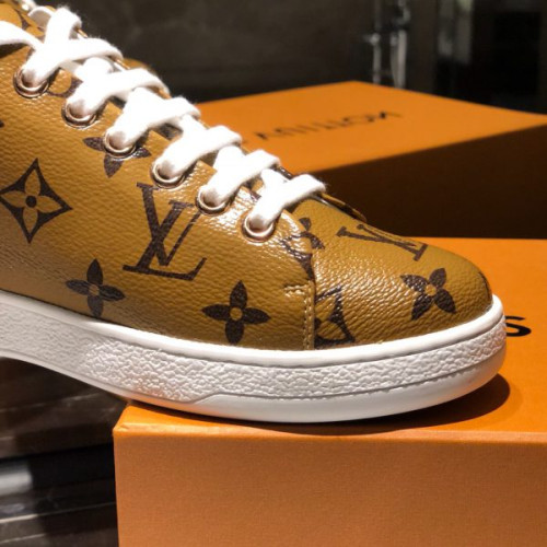 l0*is-V*t0n-shoes-57