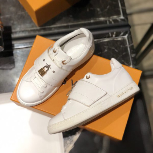 l0*is-V*t0n-shoes-59