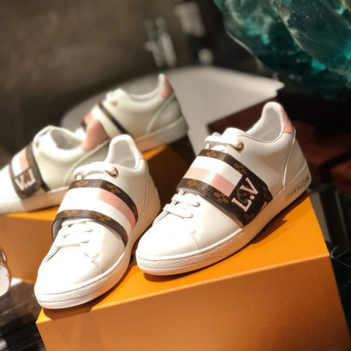 l0*is-V*t0n-shoes-61