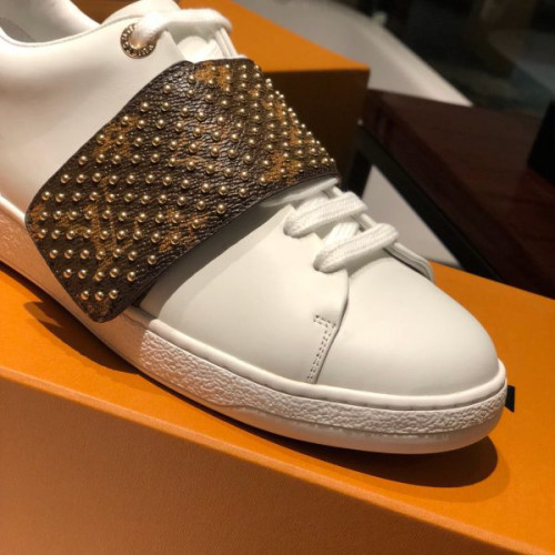 l0*is-V*t0n-shoes-62