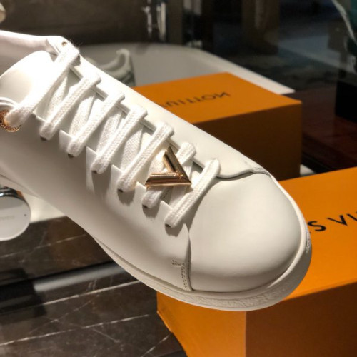 l0*is-V*t0n-shoes-65