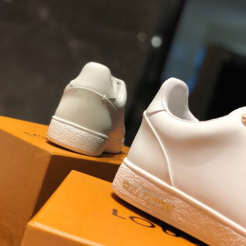 l0*is-V*t0n-shoes-66