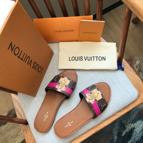 l0*is-V*t0n-slippers-2