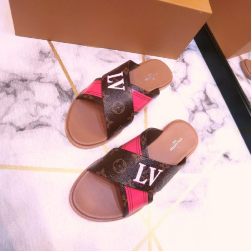 l0*is-V*t0n-slippers-3