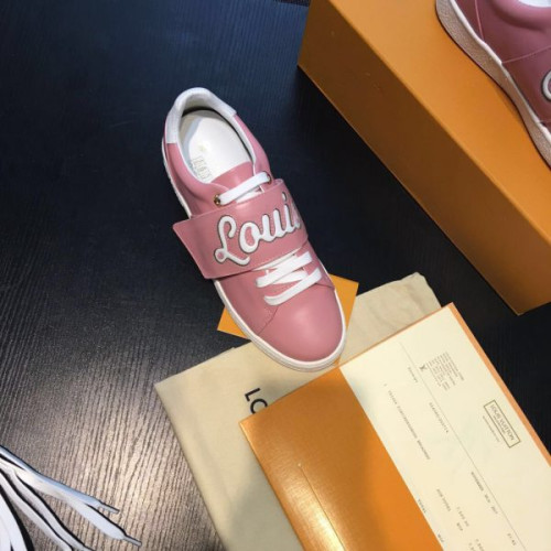 l0*is-V*t0n-sneakers-12