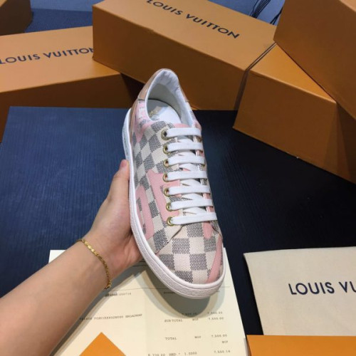 l0*is-V*t0n-sneakers-19