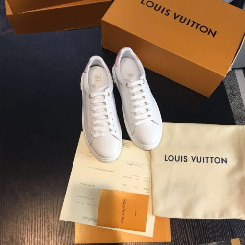 l0*is-V*t0n-sneakers-4