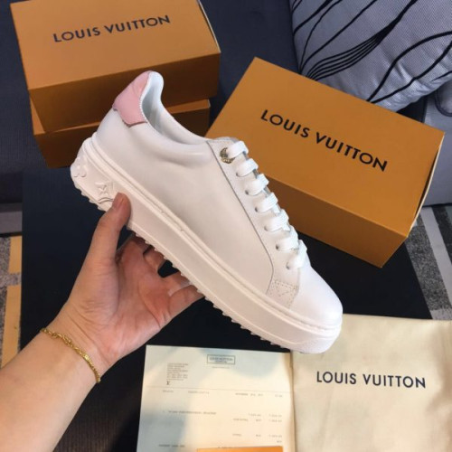 l0*is-V*t0n-sneakers-4