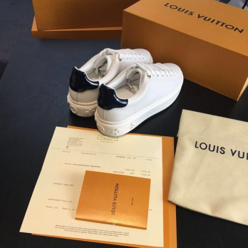 l0*is-V*t0n-sneakers-5