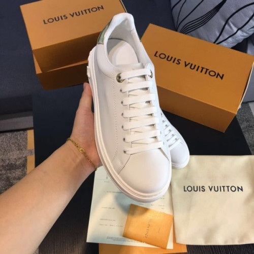 l0*is-V*t0n-sneakers-6