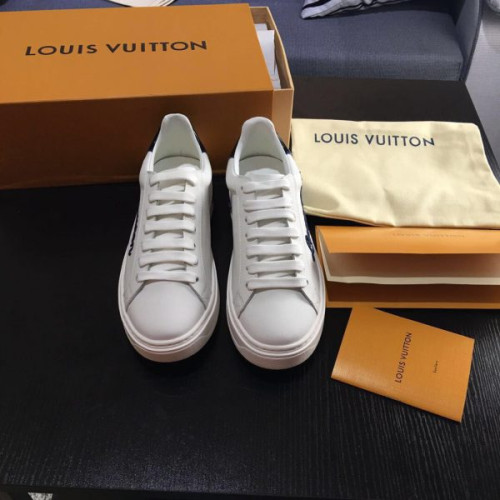 l0*is-V*t0n-sneakers-7