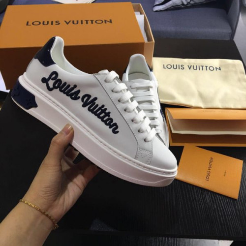 l0*is-V*t0n-sneakers-7
