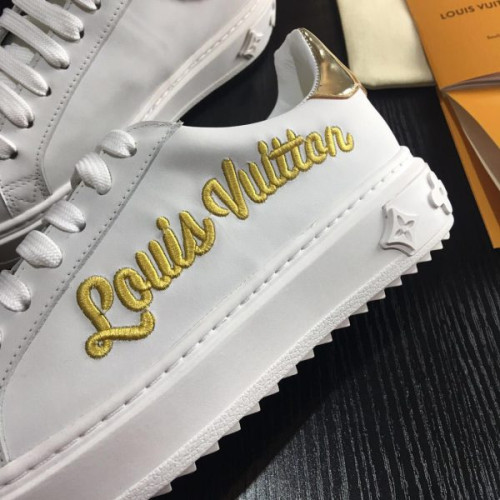 l0*is-V*t0n-sneakers-8