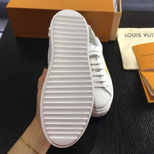 l0*is-V*t0n-sneakers-8