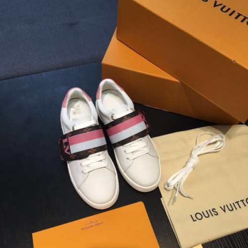 l0*is-V*t0n-sneakers-9