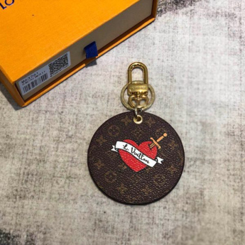 l0*is-V*t0n-stories-bag-charm-and-key-holder