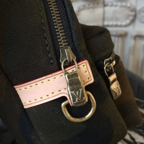 l0*is-v*t0n-S*p*e-mini-backpack