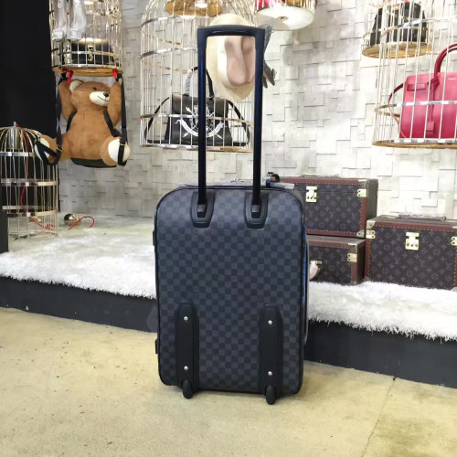 l0*is-V*t0n-travel-box-replica-bag-4