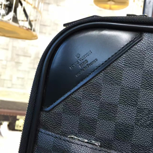 l0*is-V*t0n-travel-box-replica-bag-55
