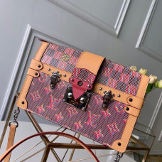 louis-vuitton-truck-clutch-2