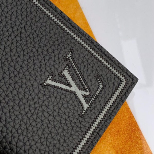 l0*is-V*t0n-wallet-100