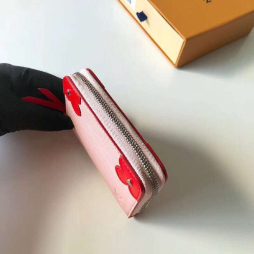 l0*is-V*t0n-wallet-14