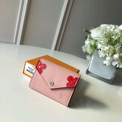 l0*is-V*t0n-wallet-16