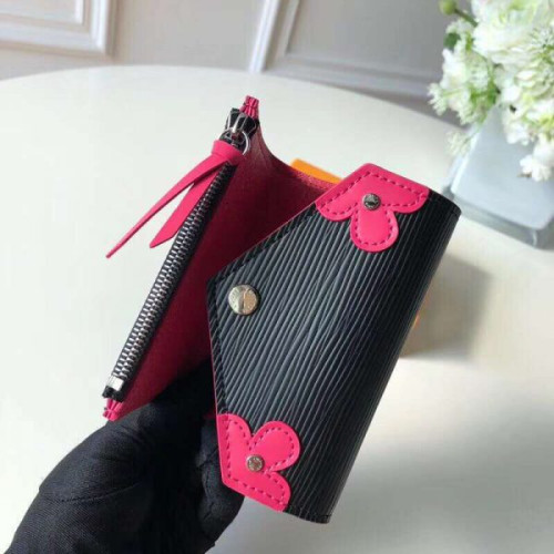 l0*is-V*t0n-wallet-17