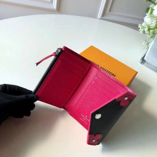 l0*is-V*t0n-wallet-17