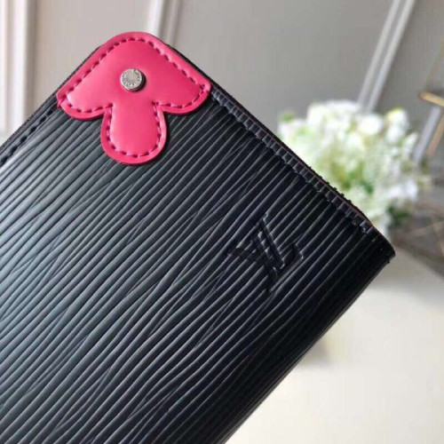 l0*is-V*t0n-wallet-18