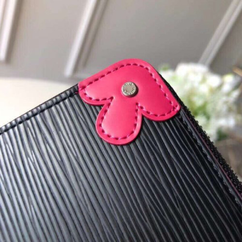 l0*is-V*t0n-wallet-18